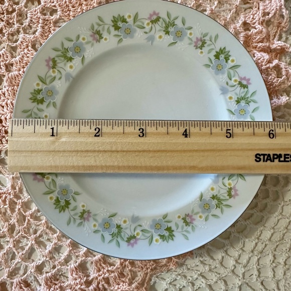 Vintage 6 inch bread plates, Set of 4, Johann Haviland, Forever Spring - Picture 4 of 8